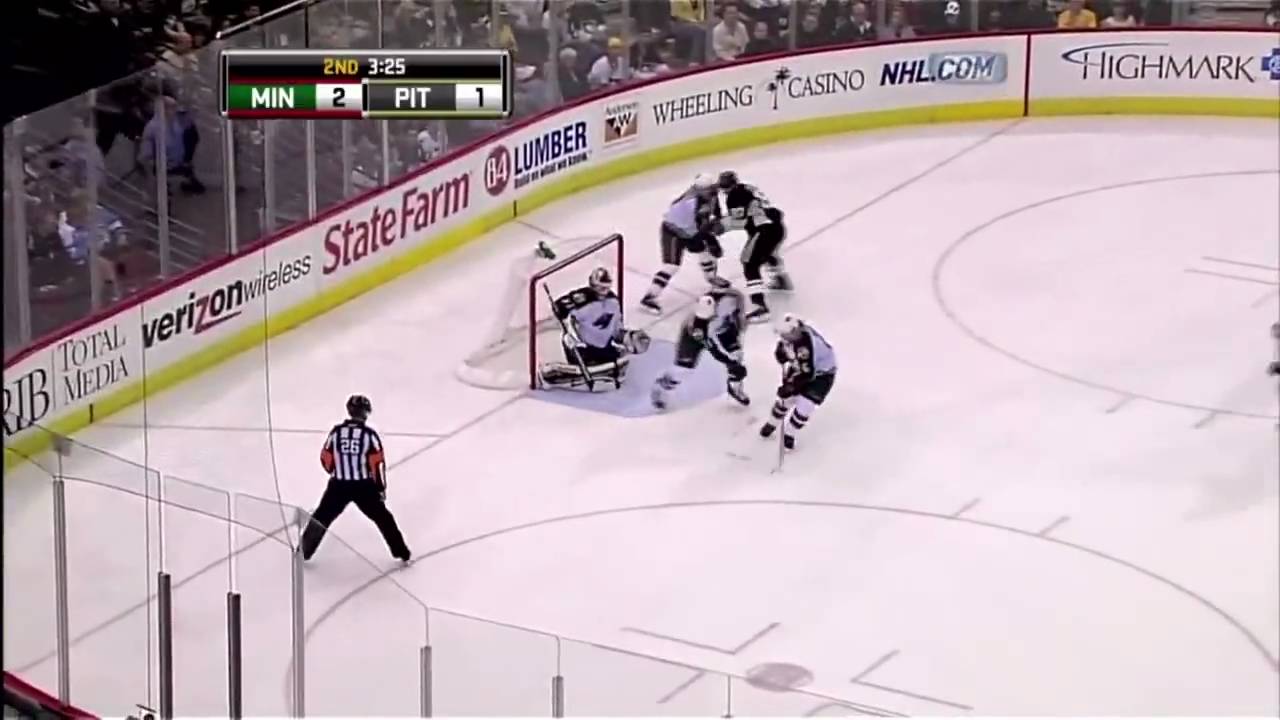 Marek Zidlicky vs Sidney Crosby Oct 31, 2009