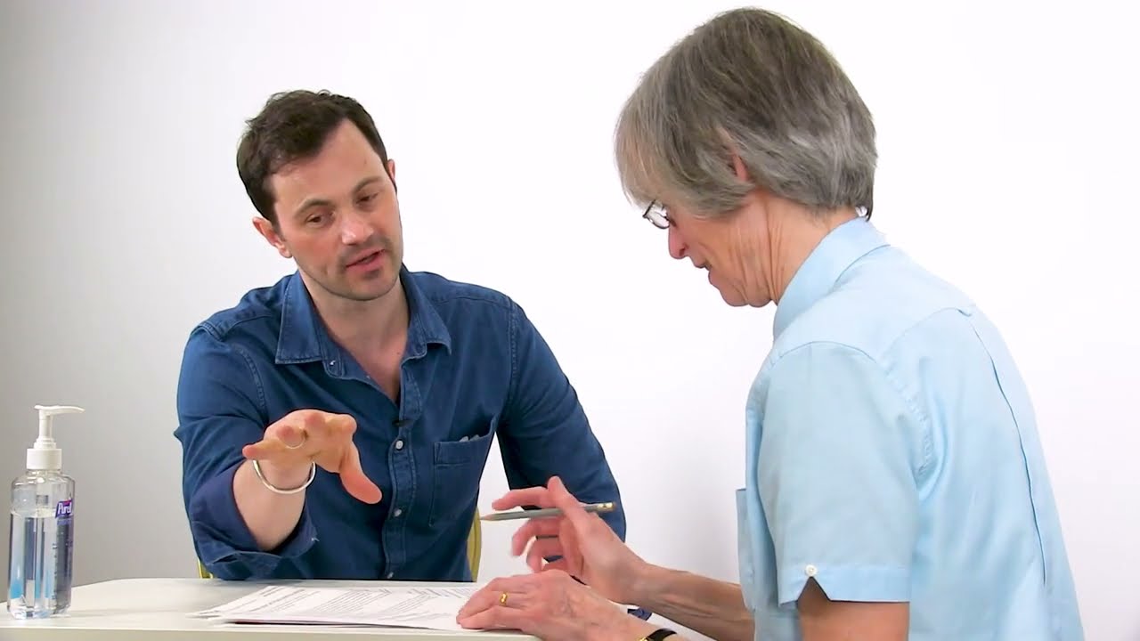 MRCP(UK) PACES23: Communication skills 06 &ndash; Examiner and patient pre-discussion