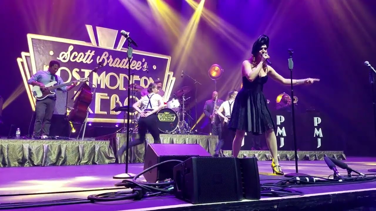 POSTMODERN JUKEBOX Performs IT WASN'T ME Shaggy Cover at the Comerica Theater Phoenix, AZ #pmjtour