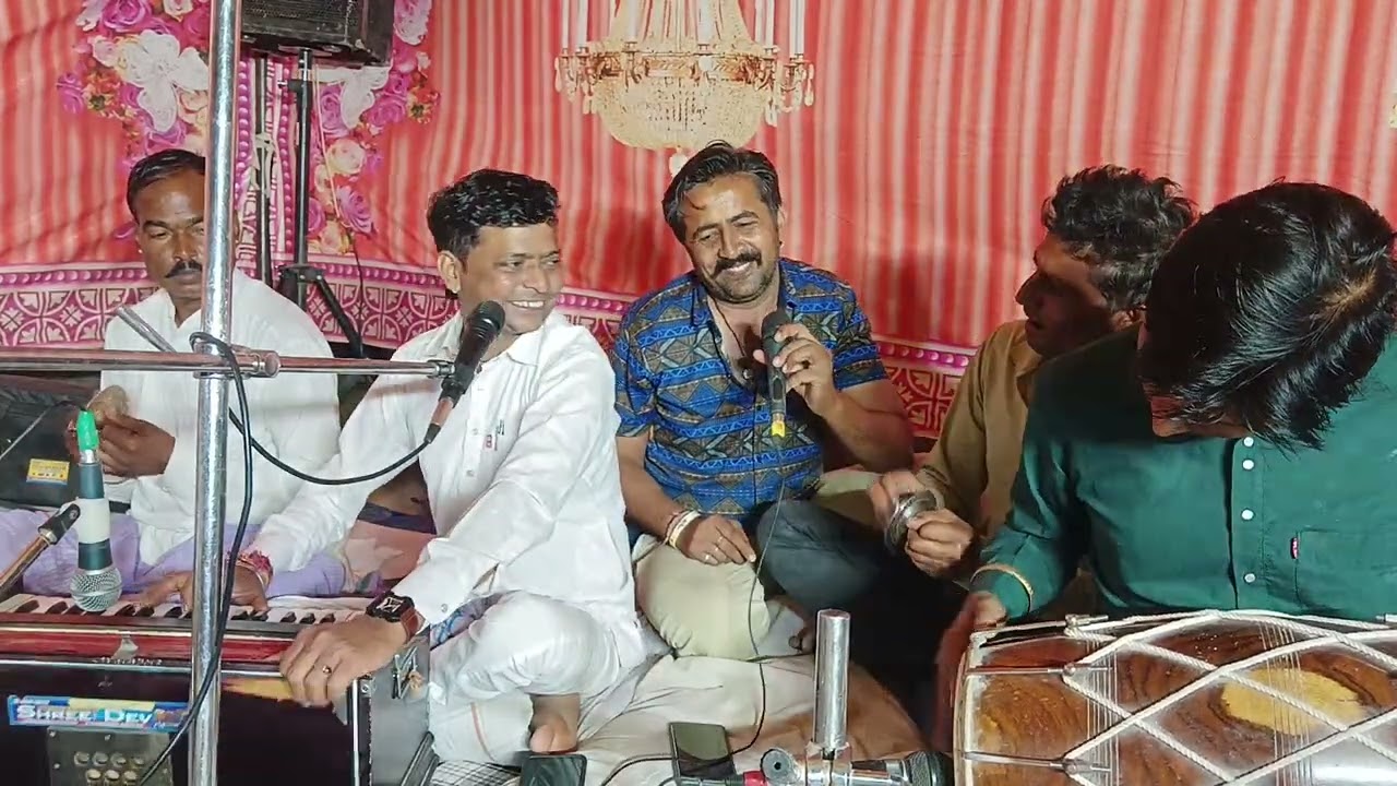 शंकरबराला बहुत ही सुरीली आवाज में नमो नमो गुरु देवमनाओ करणी स्टूडियो मोतीगढ़ 8890393568