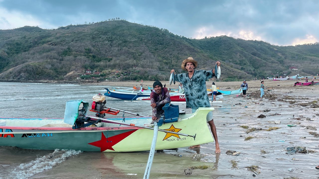 رحلة الصيد في جزيرة لومبوك اندونيسيا 🇮🇩 صيد بصوعبة صراع البقاء 😰