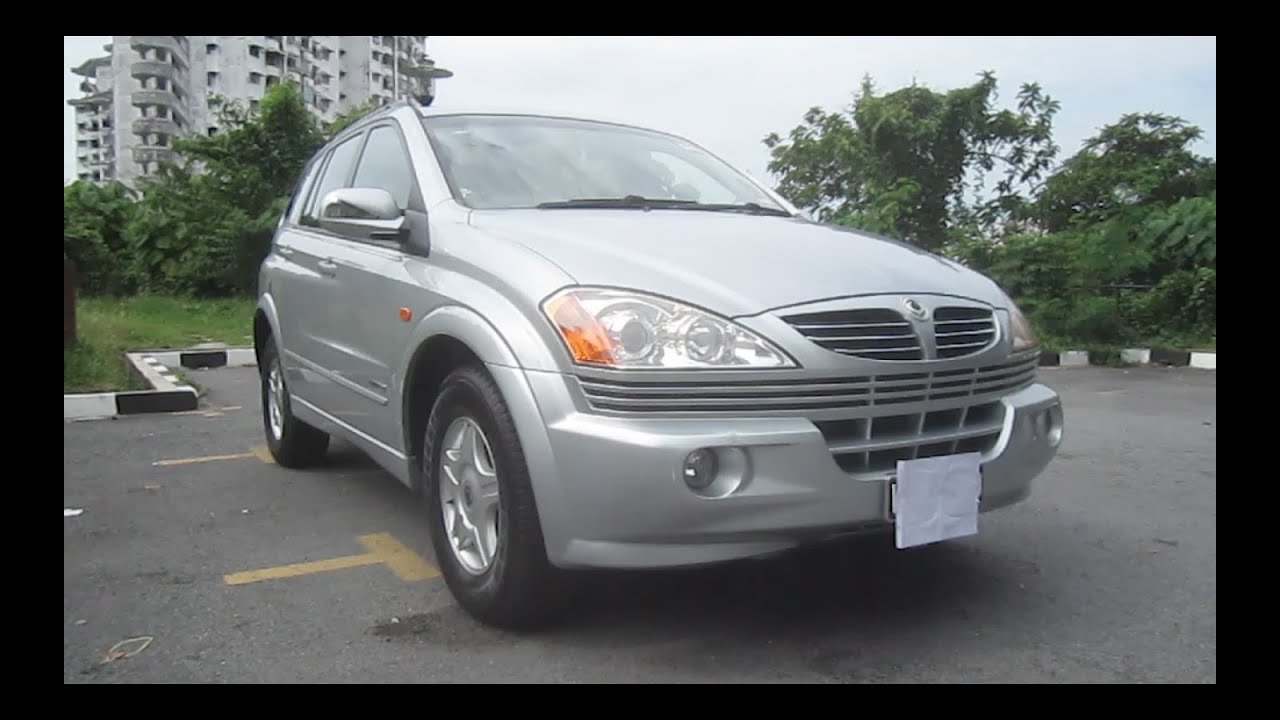 2006 Ssangyong Kyron Start-Up, Full Vehicle Tour, and Short Drive
