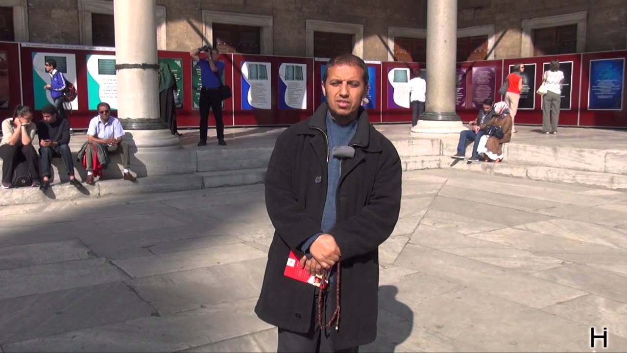 La cour de la mosqu&eacute;e bleue - Hassan Iquioussen