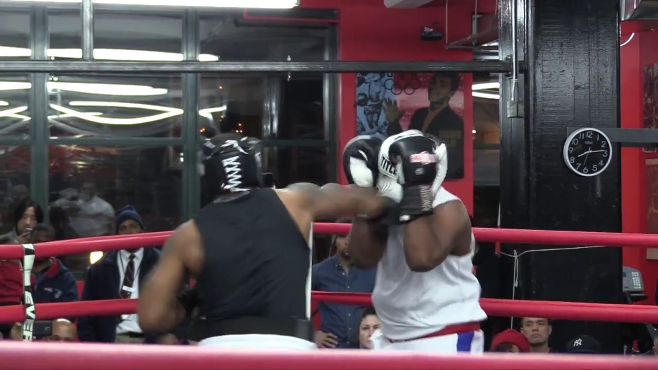 Amateur Boxers Shine At Gleason's Gym