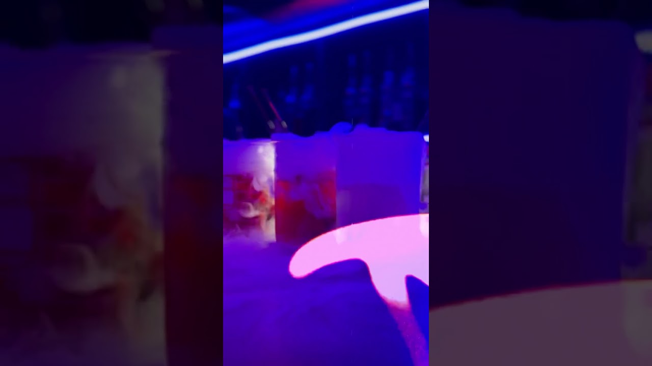 Бронь: +7 911 777 05 77. #neonbar #party #partybar #барыспб #bar