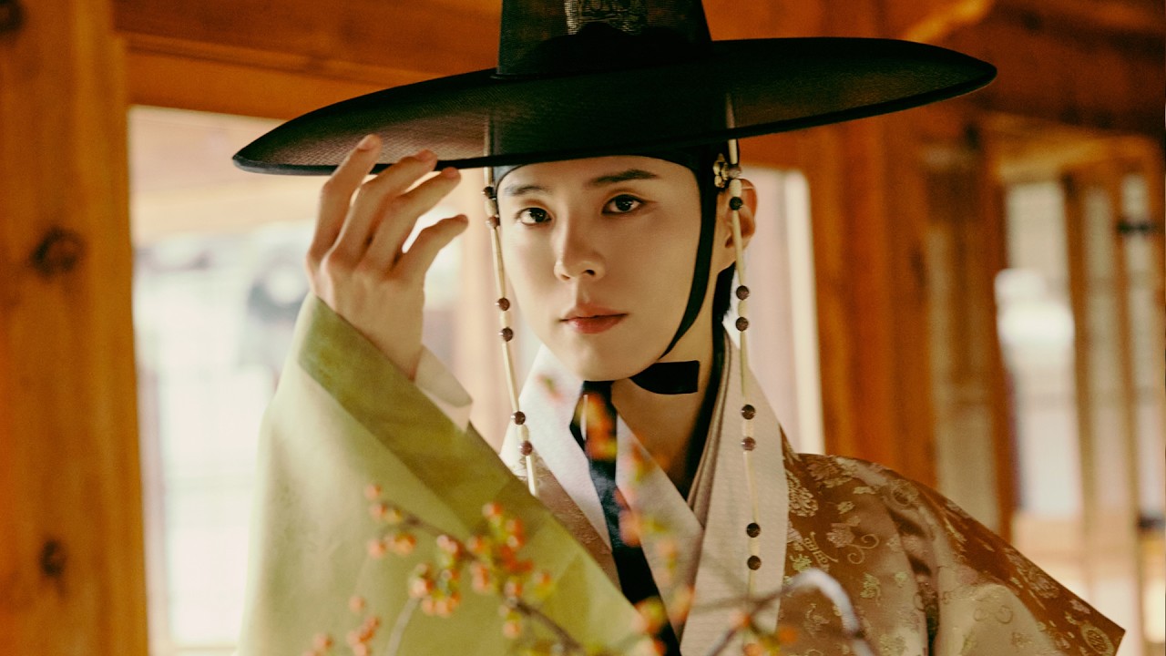 PARK BO GUM 2026 SEASON'S GREETINGS MOOD FILM #2