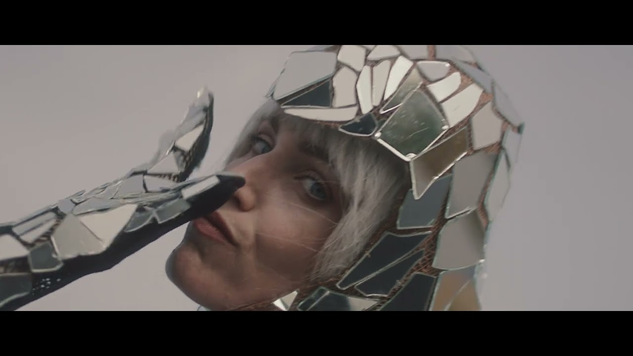DJ Tatana - Black Mirror (feat. 88Birds) [Official Music Video]