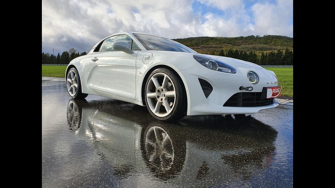 Viens Drifter en Alpine A110 à Ladoux !
