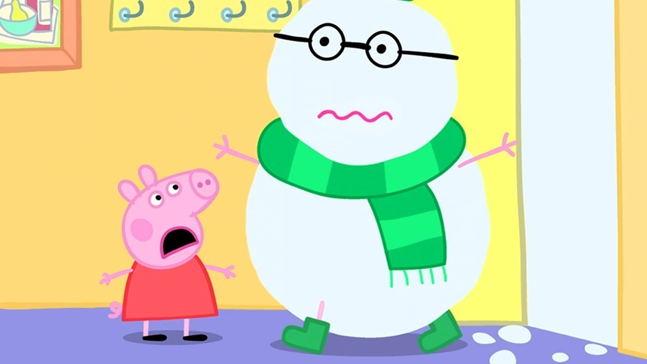 Peppa Goes to the Beach in the Winter ❄️ 🎁 Peppa Pig Full Episodes 🎄 Peppa Pig at Christmas