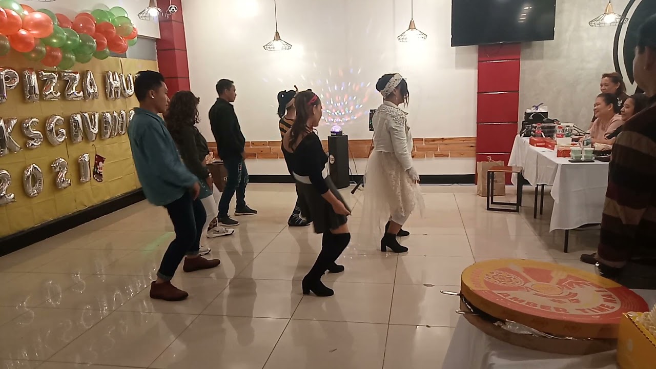 like a virgin dance performance... Champion 🏆🏆🏆... Christmas party 2021 R. Reyes Pizza hub