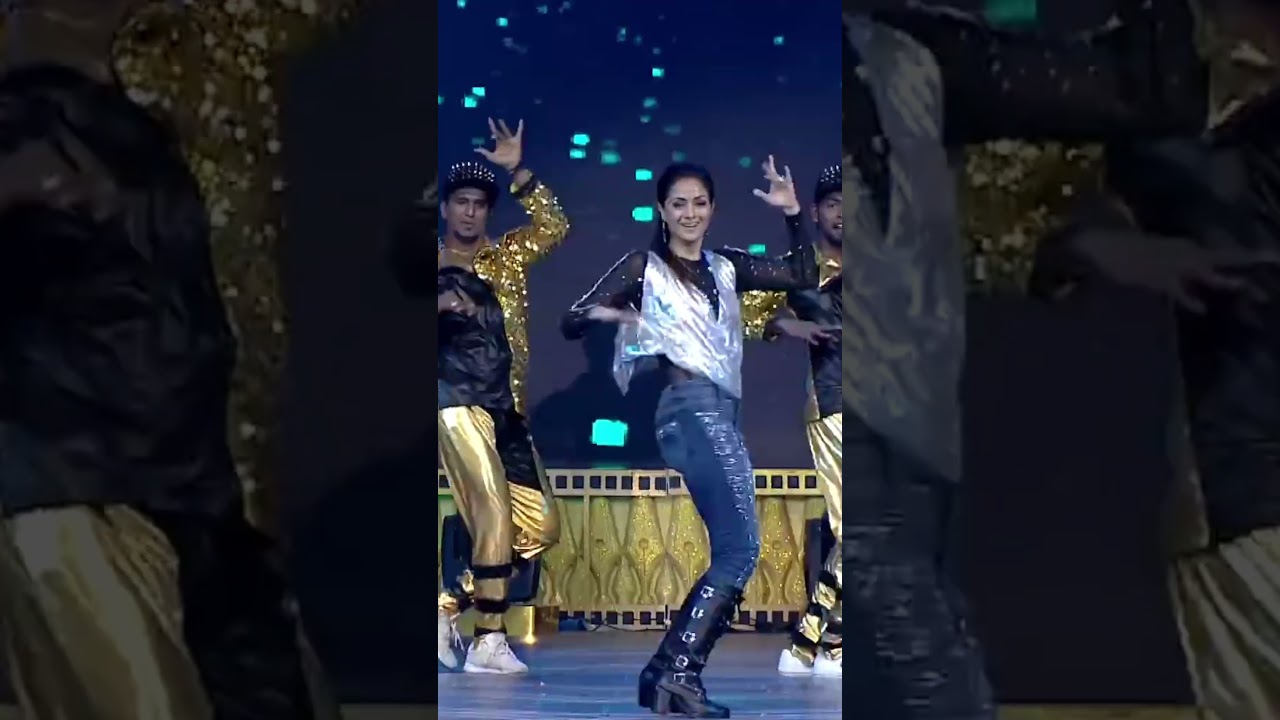 simran dance in stage 💕 cute moments with vijay