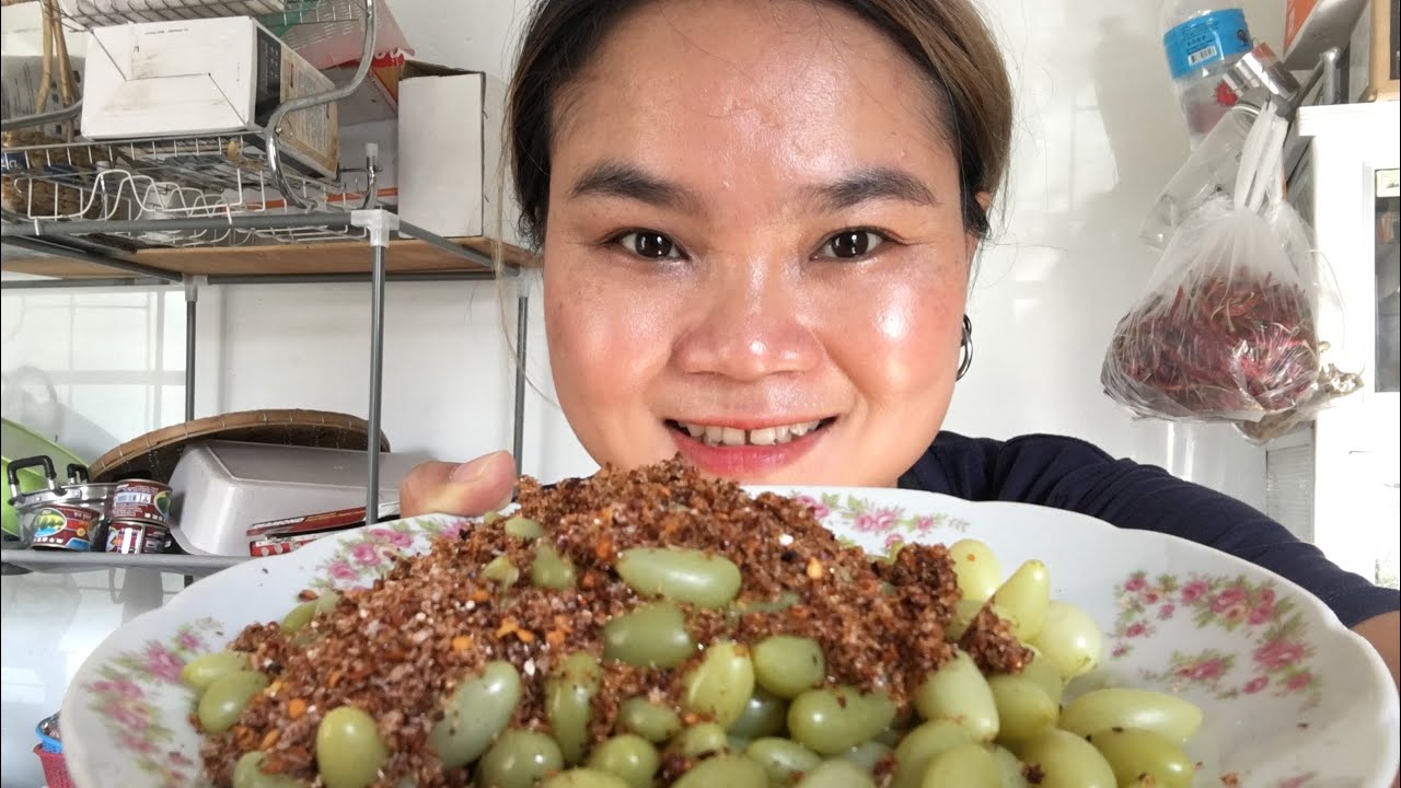 กินองุ่นดองแก้ง่วงยามบ่ายๆพี่น้อง