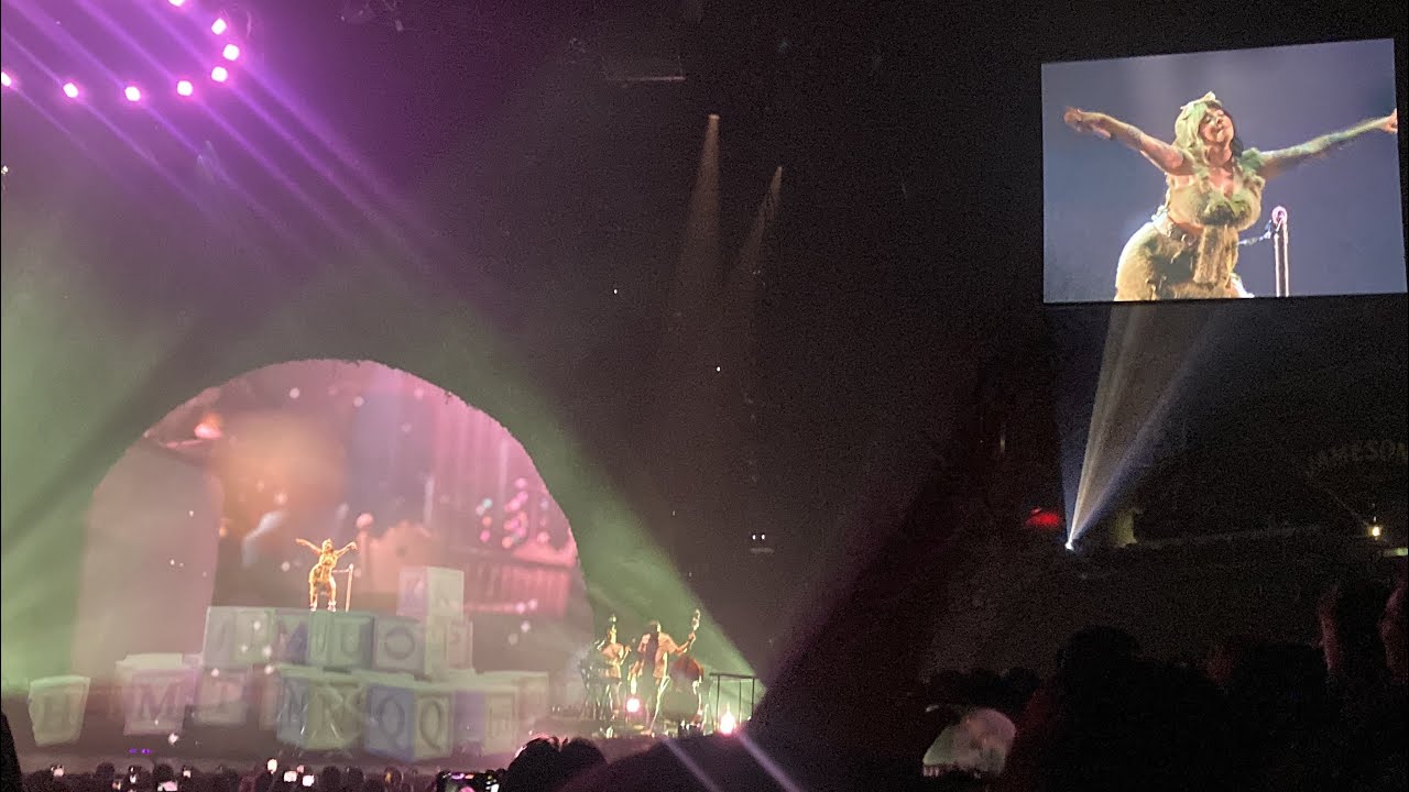 little clips from the trilogy tour in phoenix az!!!