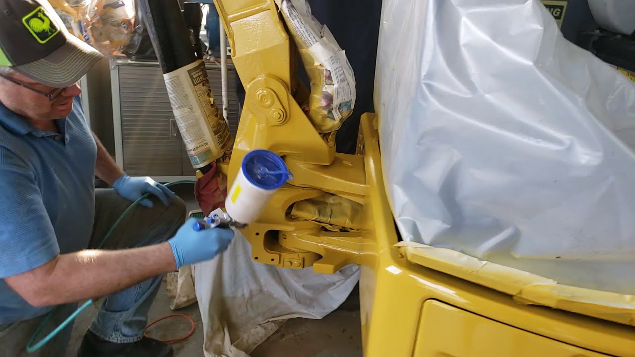 Techniques and Steps Before and While Spraying Paint on my Excavator