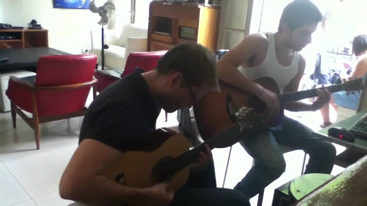 Robert y Migue. Reina Madre Hostel, Buenos Aires.