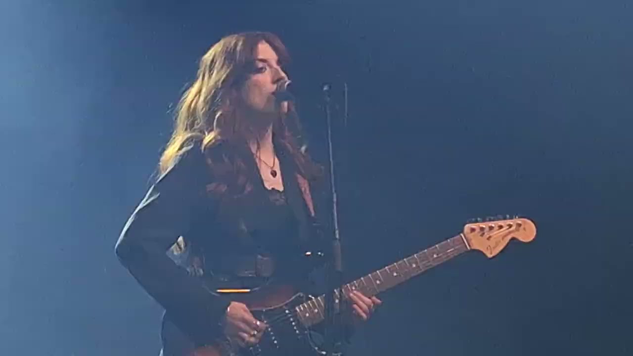 Dea Matrona - Black Rain (live in Tilburg)