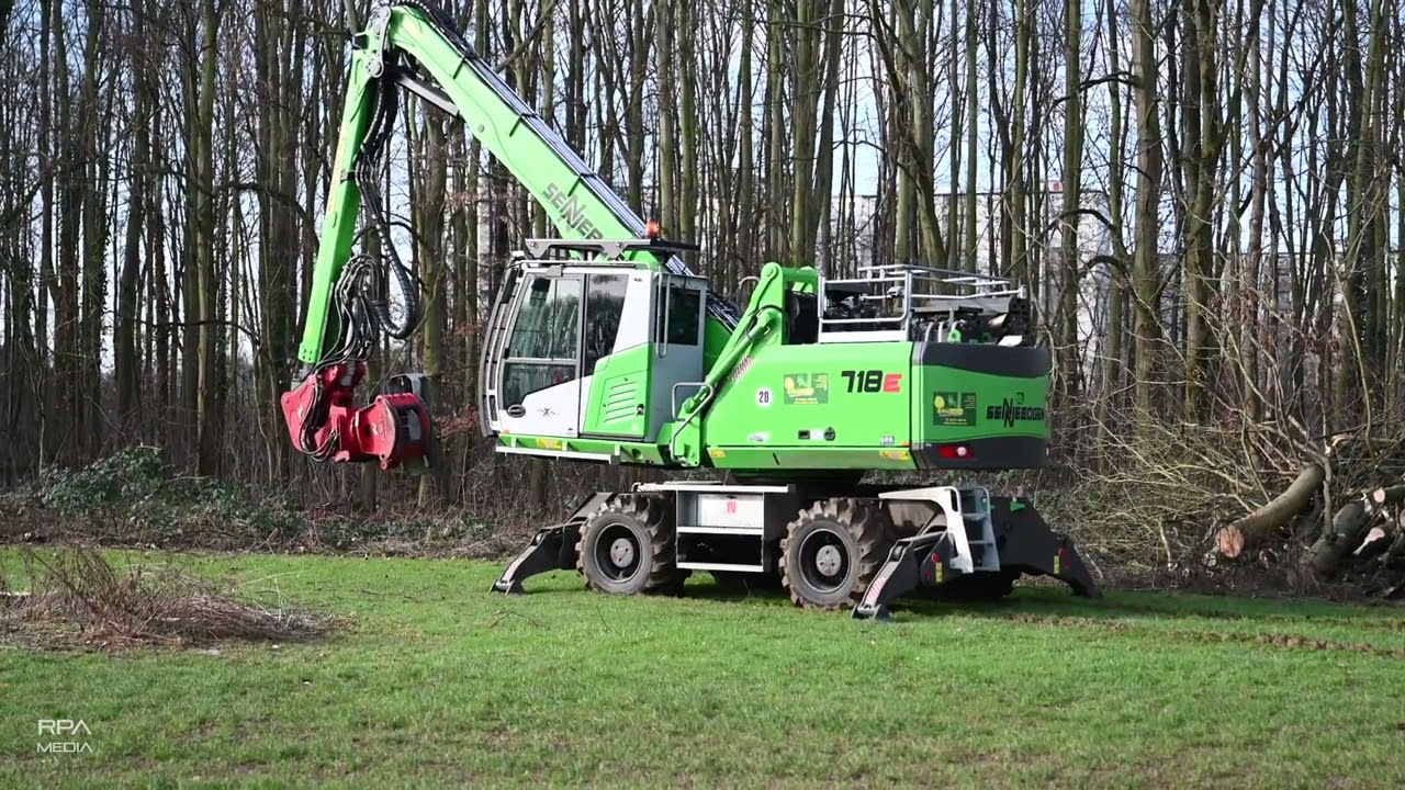 Sennebogen 718E tree care machine in Cologne.
