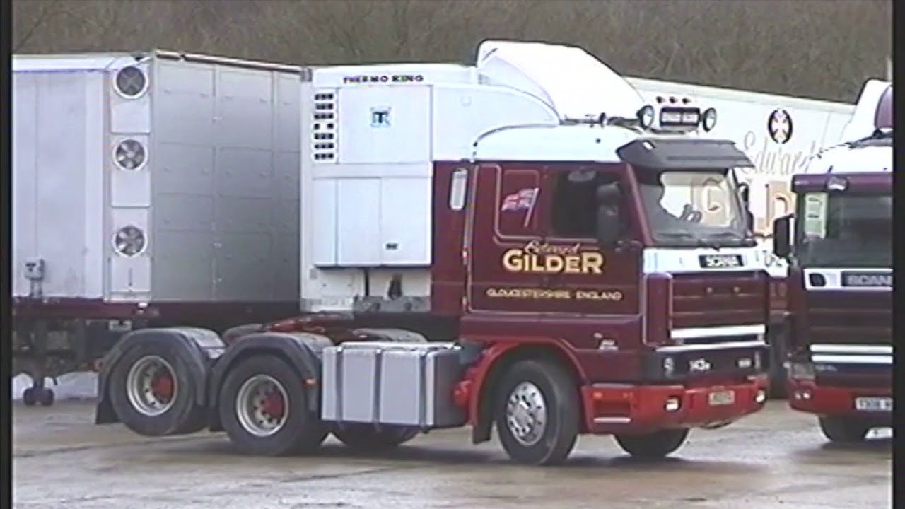 GLOUCESTERSHIRE HAULIERS XMAS 2003.