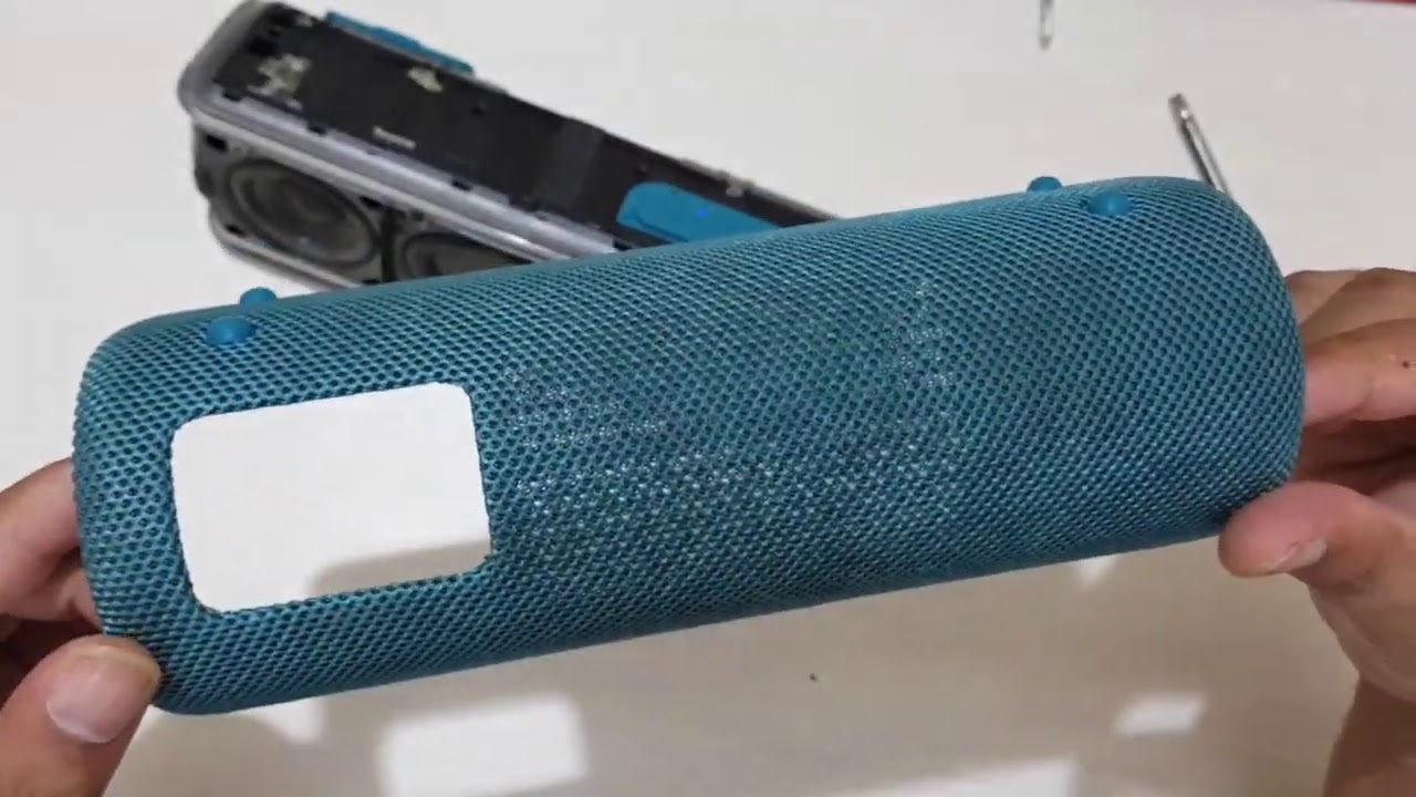 #sony #srsxb-31 #bestbluetoothspeaker    Sony SRS XB-31 Fabric Grill Removal and cleaning Teardown