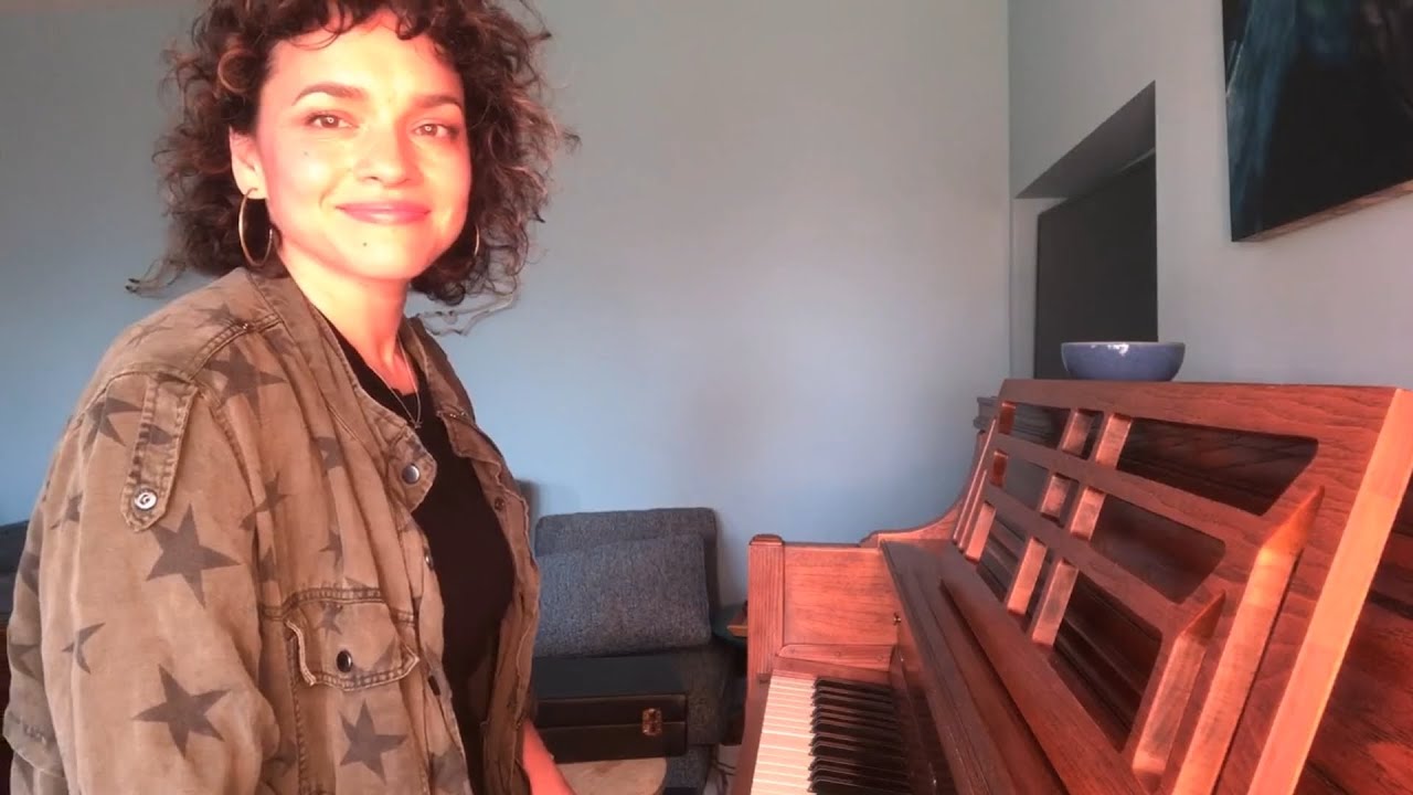 Norah Jones - Mini Concert Live in the Home - 05-07-2020