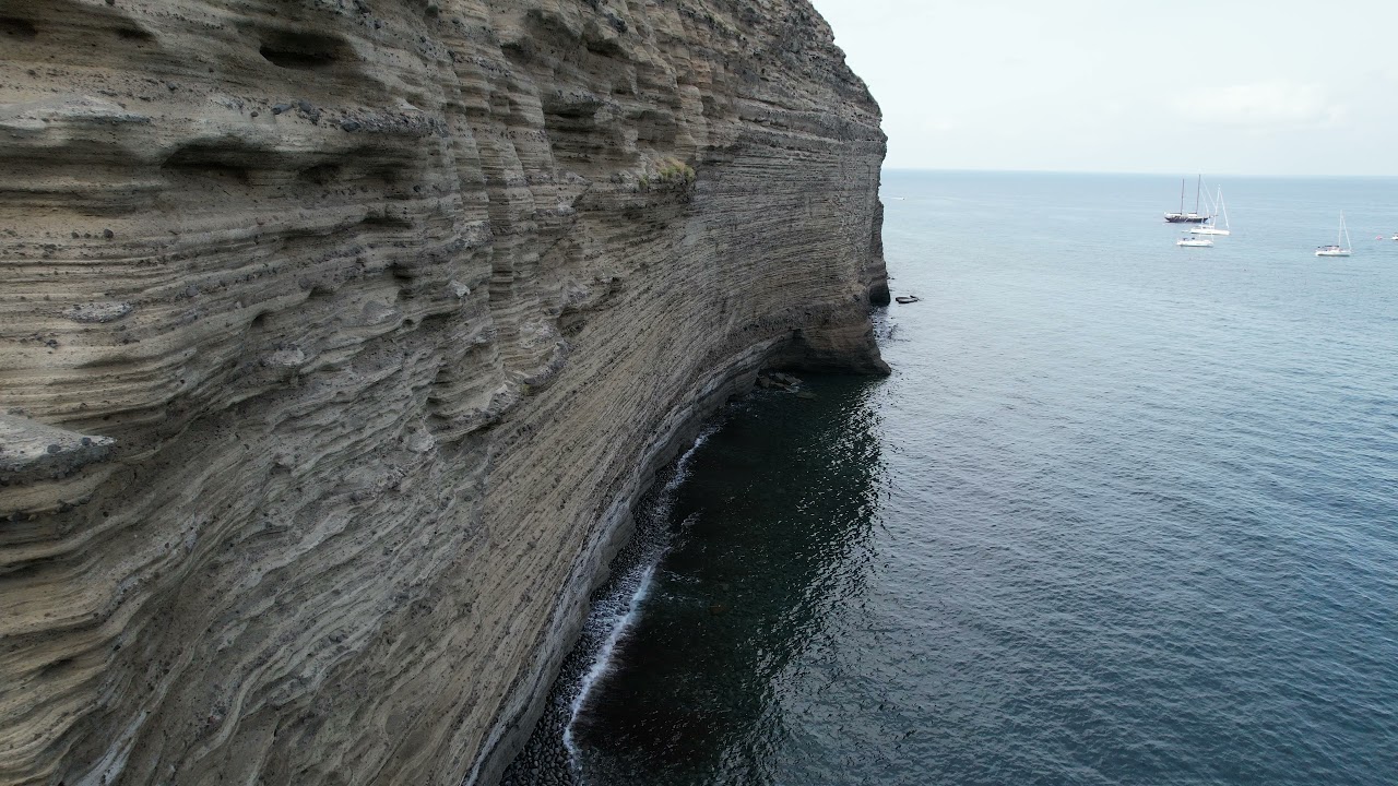 Pollara, Salina, la casa del Postino di Massimo Troisi...vista dal Drone (parte 1)