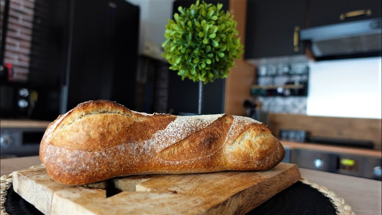 RECETTE de PAIN AU LEVAIN NATUREL - Facile Délicieux - Fait maison. Pain doré croustillant