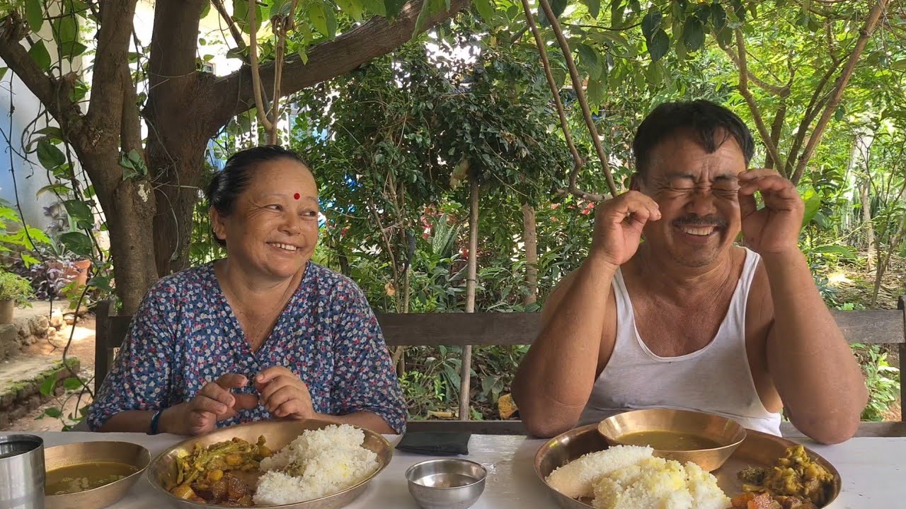 Buff Skin Bodi Aalu Mixed Curry Musuriko Daal Bhata | BN Vlogs Khanpin