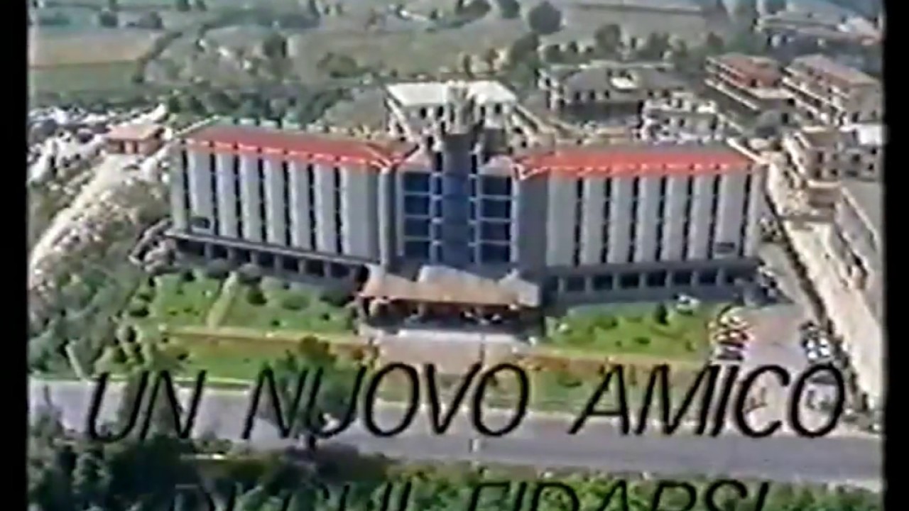 Mobilificio Montella Domus Arredo 1991 Ormai lo conoscono tutti