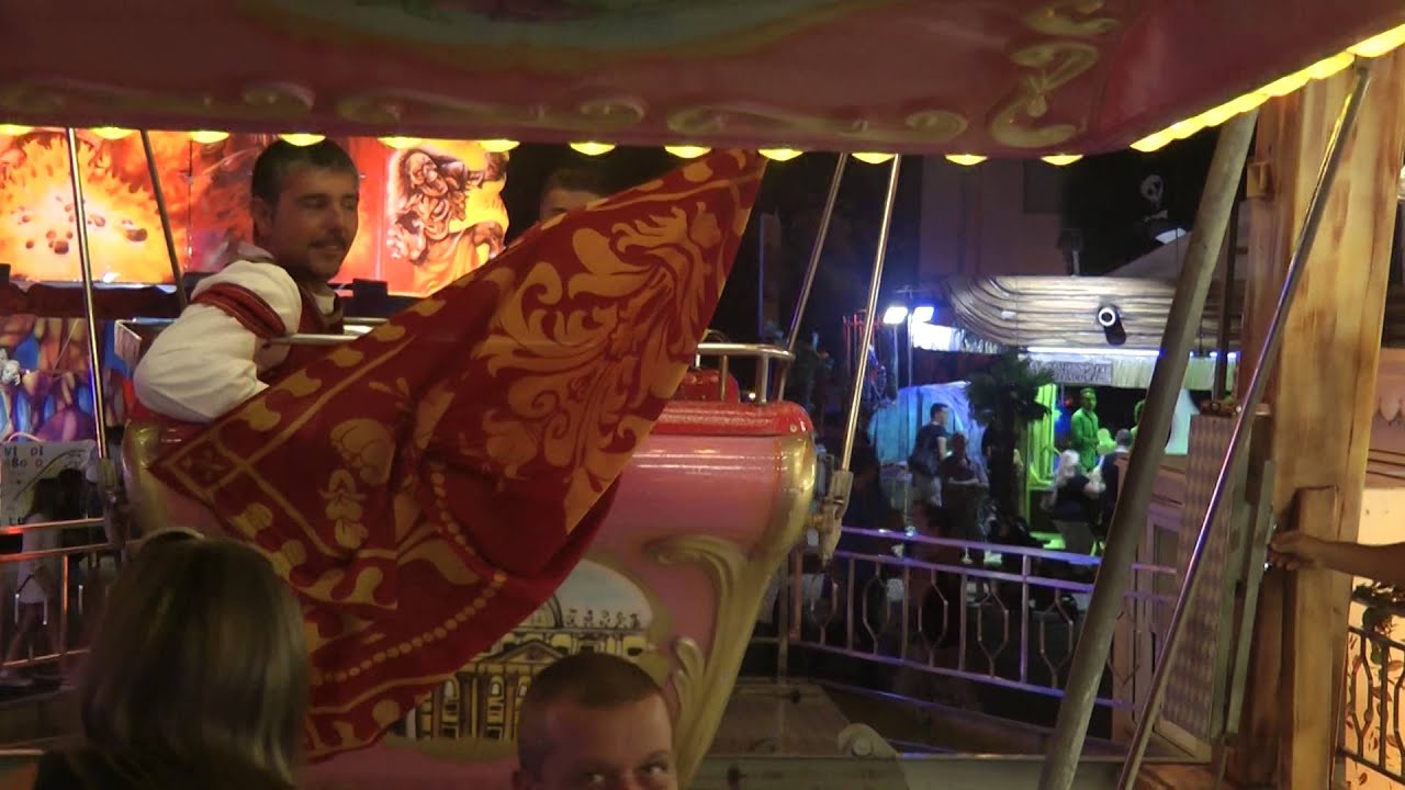 APERTURA LUNA PARK LUCCA - RUOTA PANORAMICA - LUCCA 29-8-2015