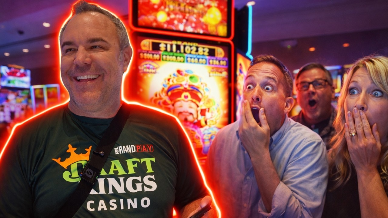 BEGINNER'S LUCK?!! This Had the ENTIRE Casino Watching!