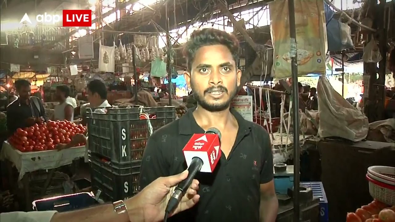 Petrol Pumps begin strike after Centre reduces excise duty | ABP News