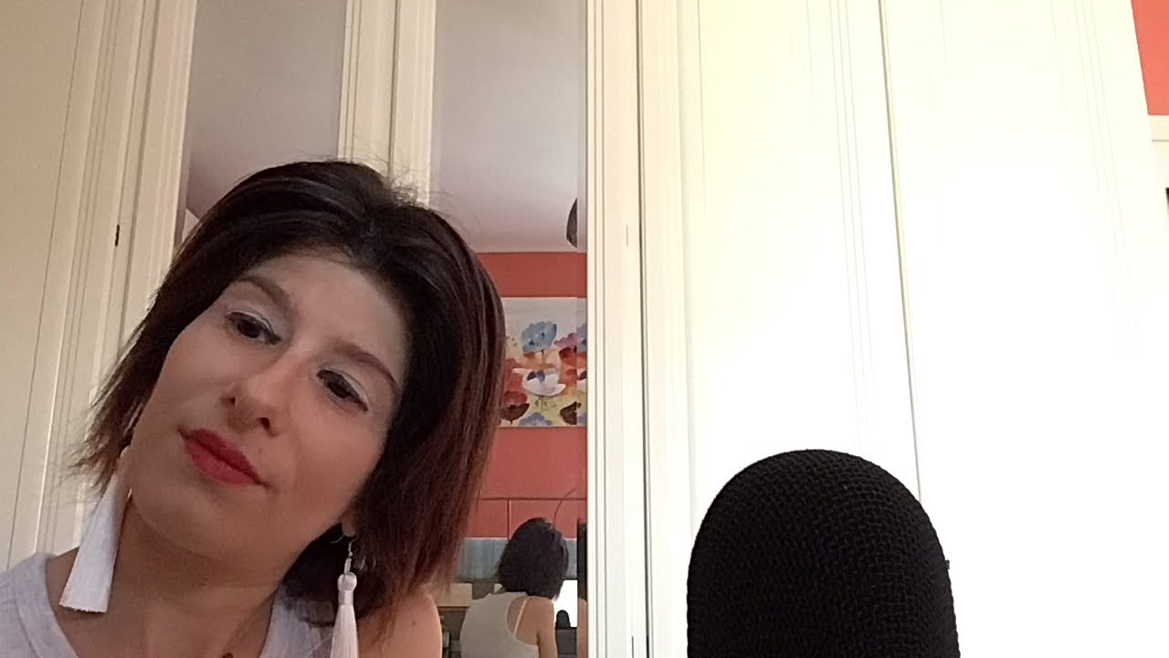 Mi trucco come una celebrità ❤️❤️💄💄 asmr ita
