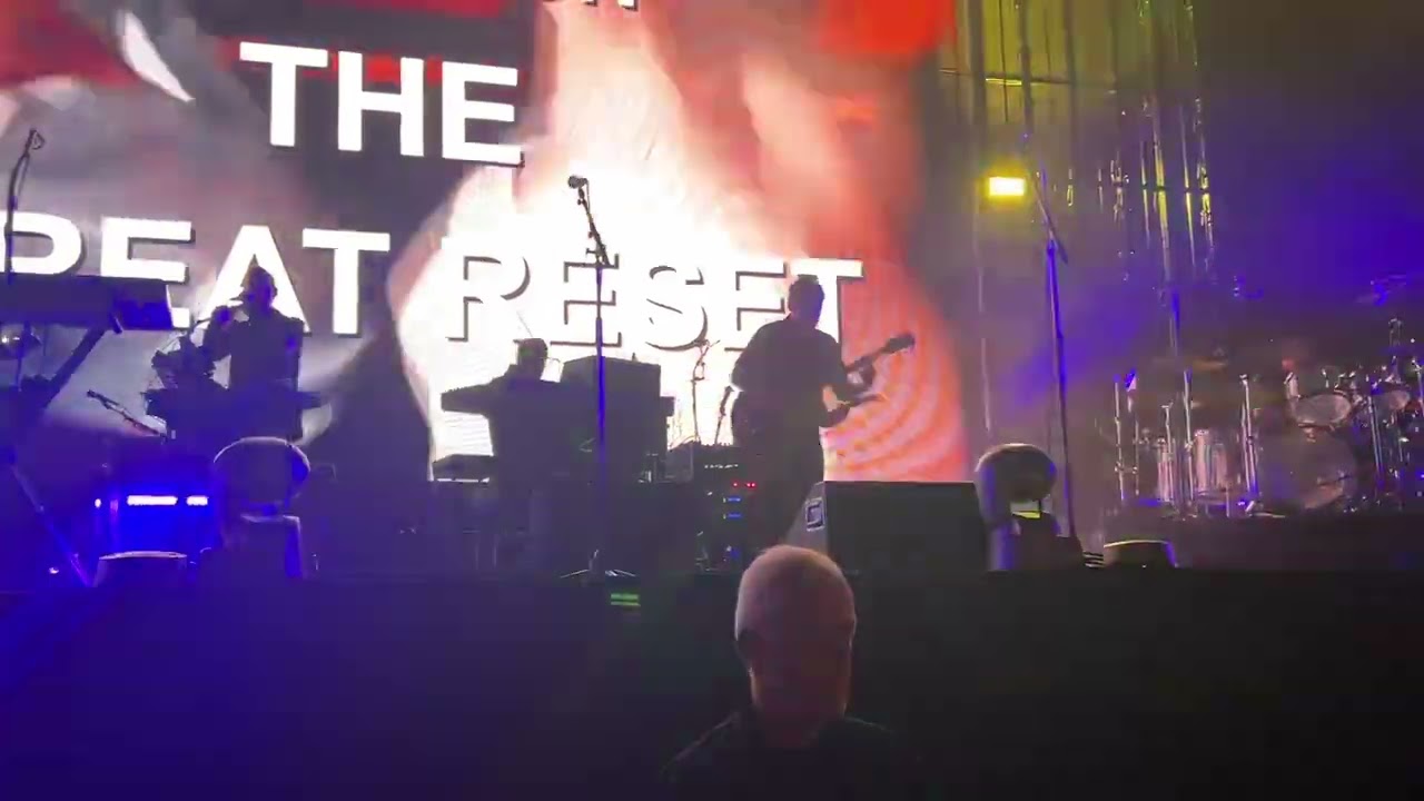 Massive Attack - Rockwrok (Ultravox cover) live at Co-op Live, Manchester 5-6-2025
