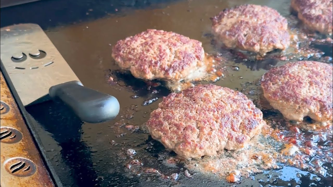 Hamburger Steaks with that Mild Heat PI-YAHHHHH!!