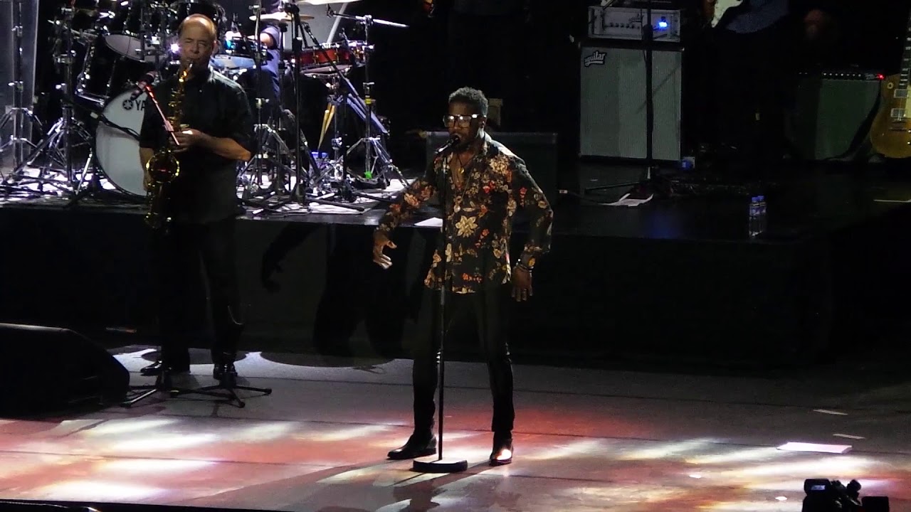 SPARKLING IN THE SAND (Tower Of Power | 2018 Momentum Live MNL)