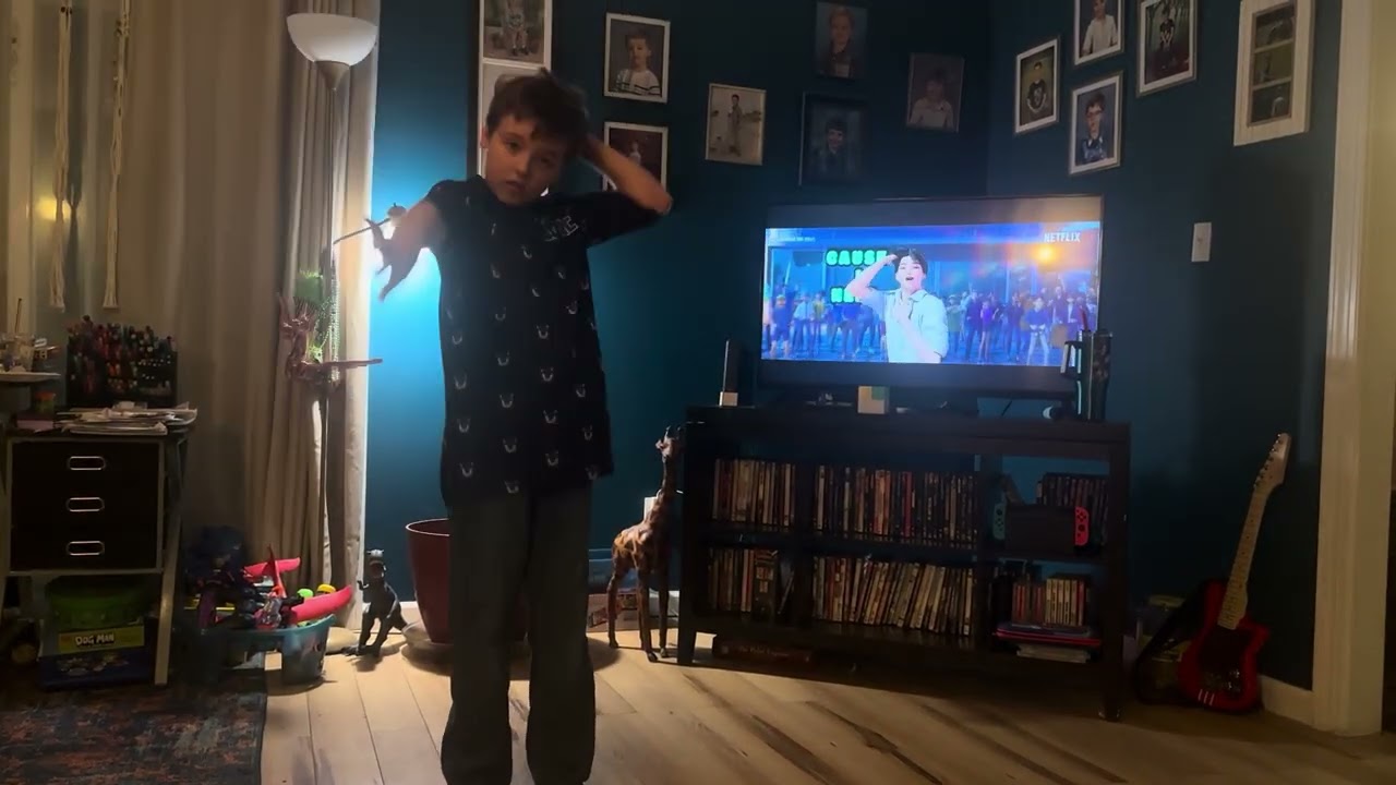 Dylan dancing to Soda Pop