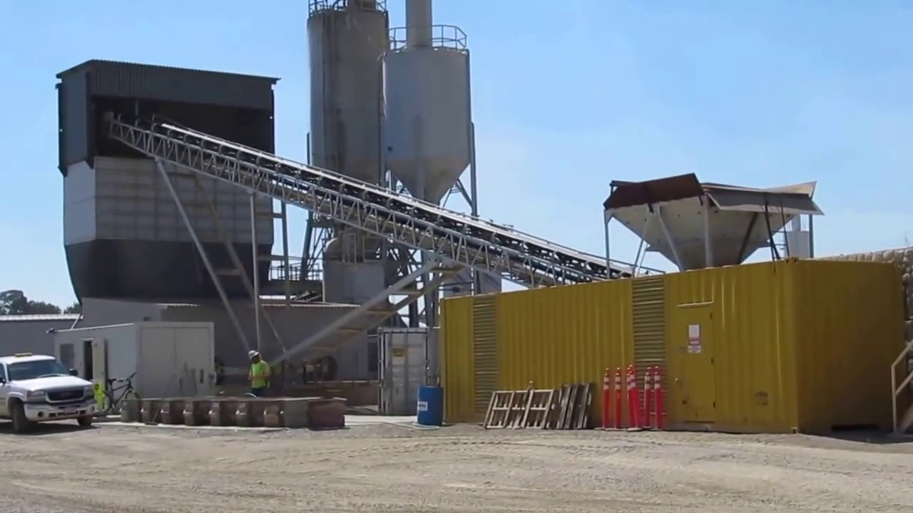 Feeding the ready mix plant at Four Corners Materials