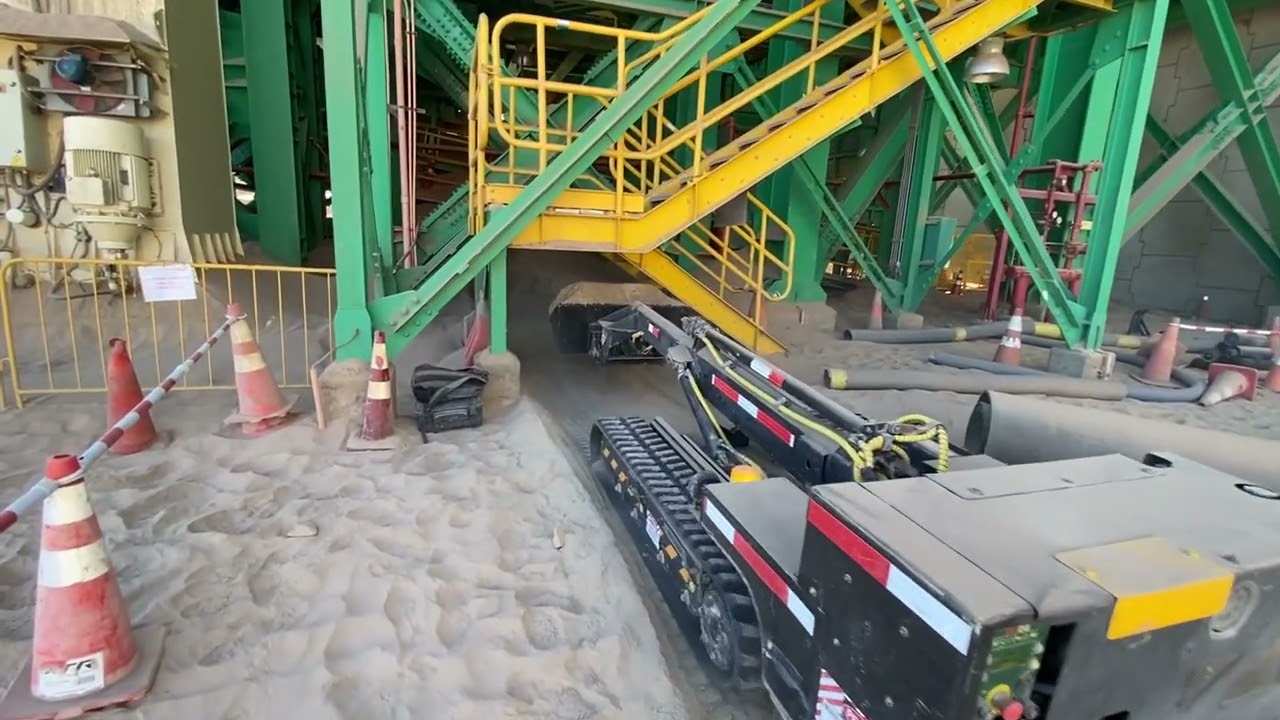PocketBucket – Conveyor Belt Cleaning in Safety