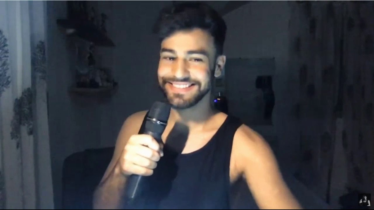 Agoney. Se supone