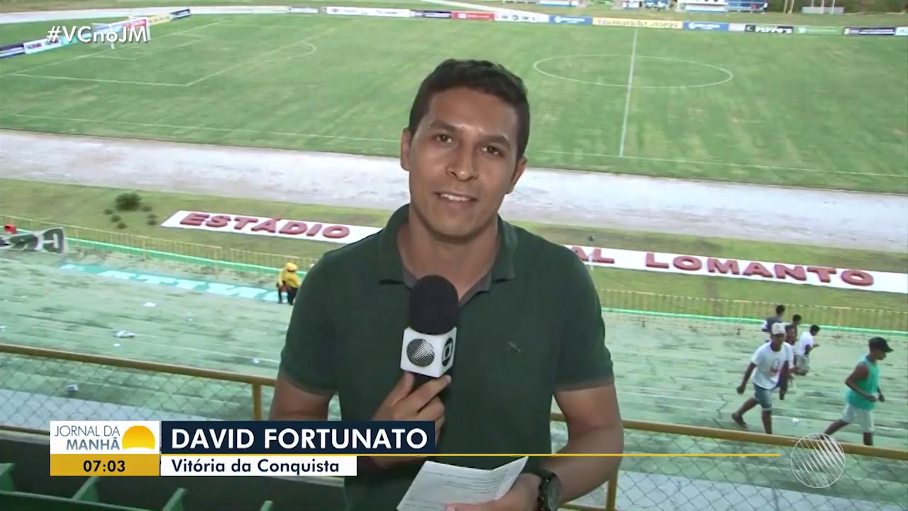 Gola&ccedil;o de Arthur Cacul&eacute; pelo time do Vit&oacute;ria da Conquista