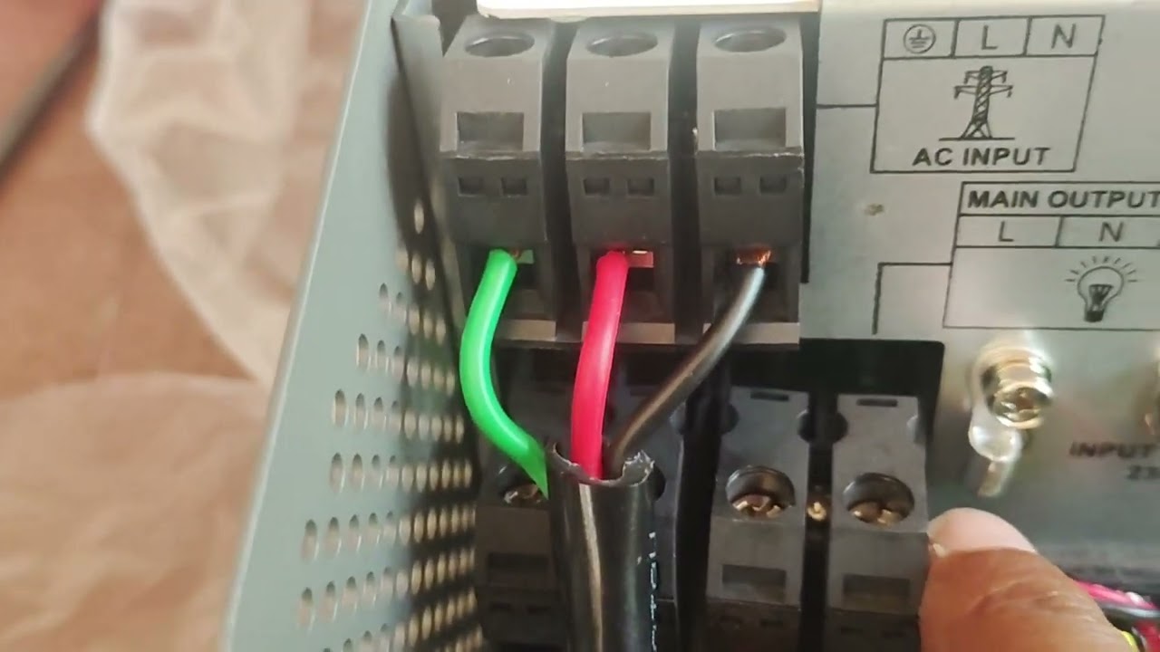 Solar Hybrid Inverter: Installation and Review Part 1...Deals with connection Details . 4kW, 24 V 