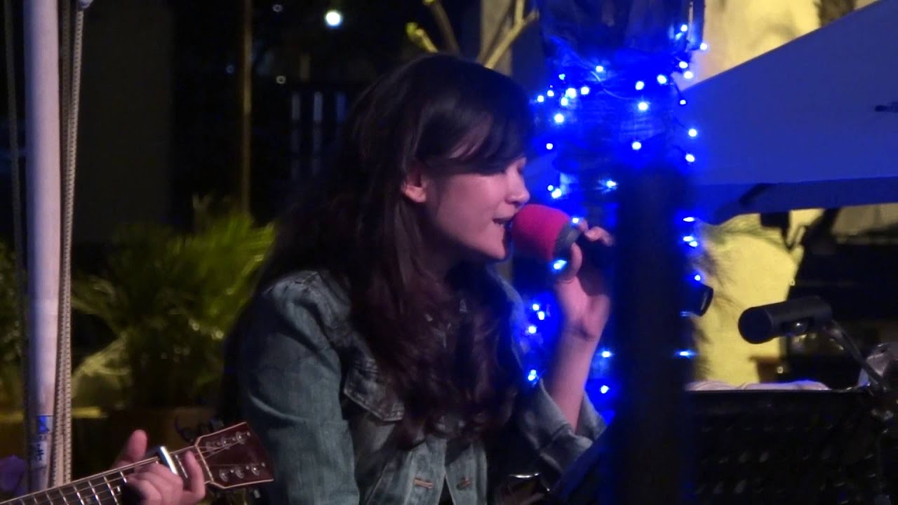 碼頭水灣 20131027 駐唱歌手 Grace - 手掌心 (原唱叮噹 - 蘭陵王片尾曲)