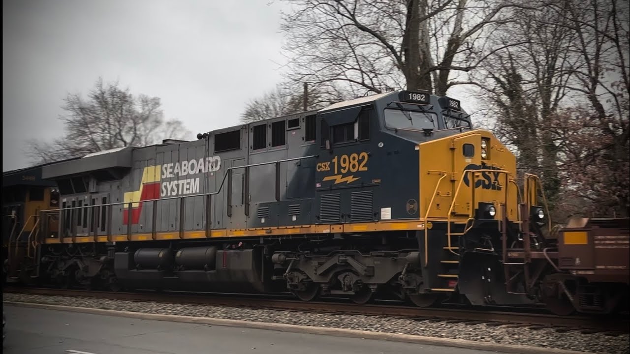 (EARLY) New Year’s Railfanning In Ashland VA.