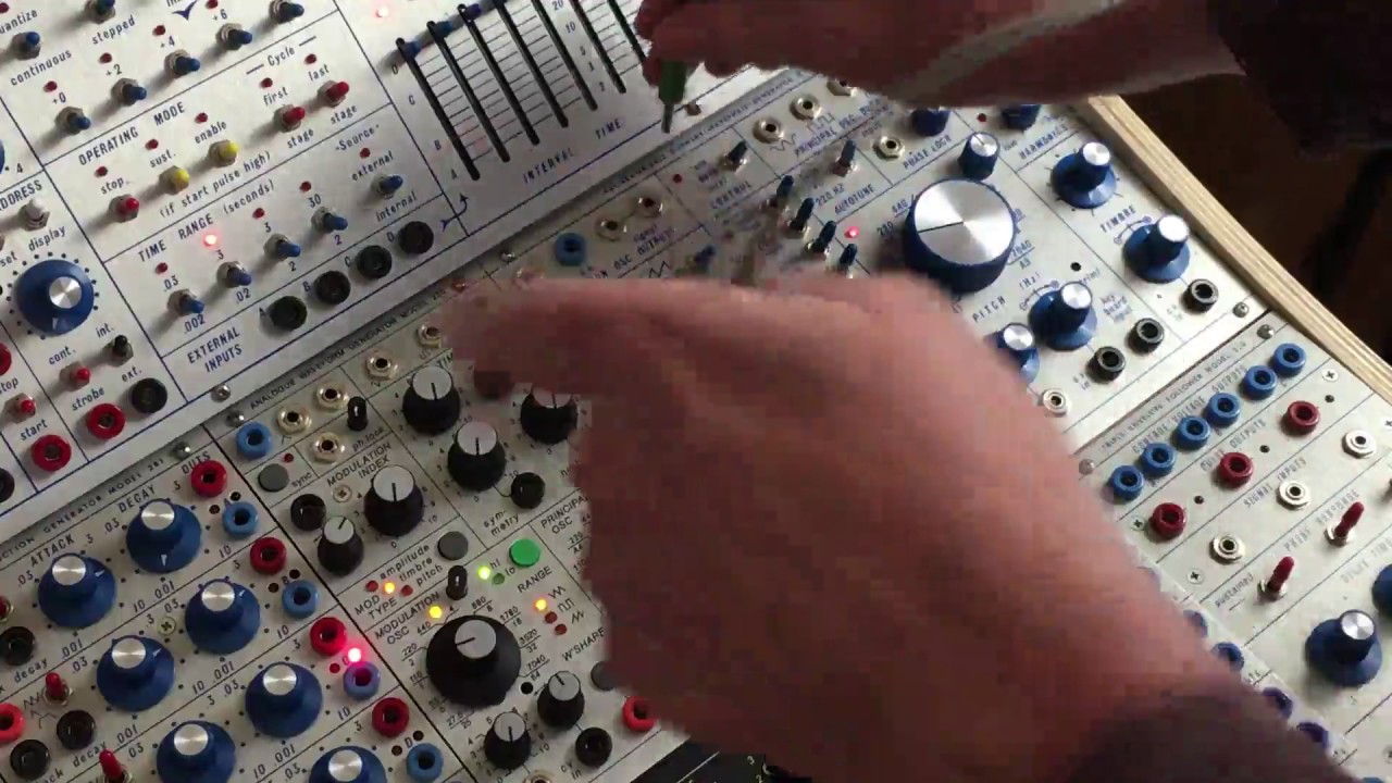 Buchla 25S vs 259r