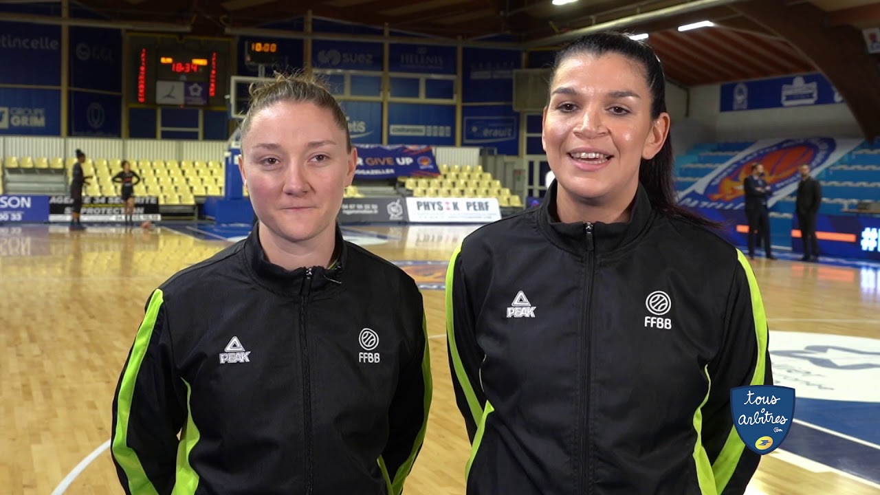 Laure Coanus et Amel Dahra, arbitres de basketball : 