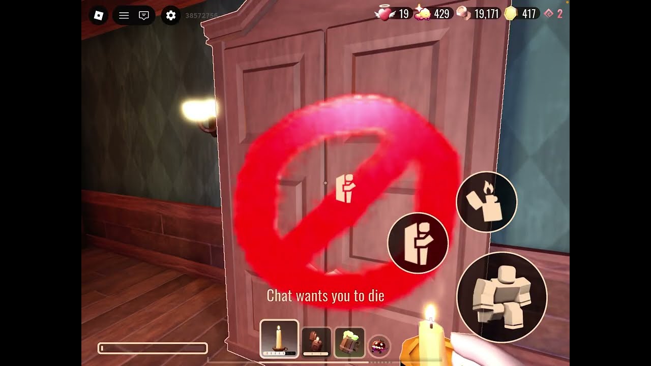 Playing the new Roblox doors chaos mode ￼