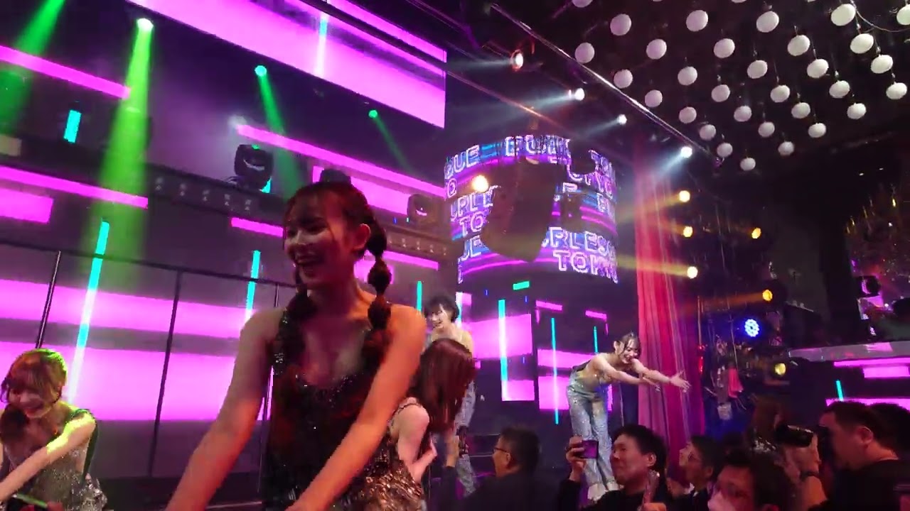 バーレスク東京　11月15日１部 ＪPOPメドレー