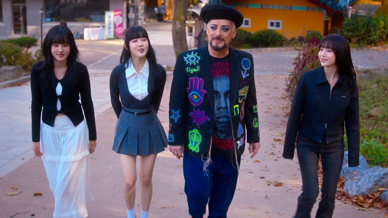 KPOPPED Clip: Boy George and STAYC visit Suguksa Temple (ComicBookMovie.com Exclusive Clip)