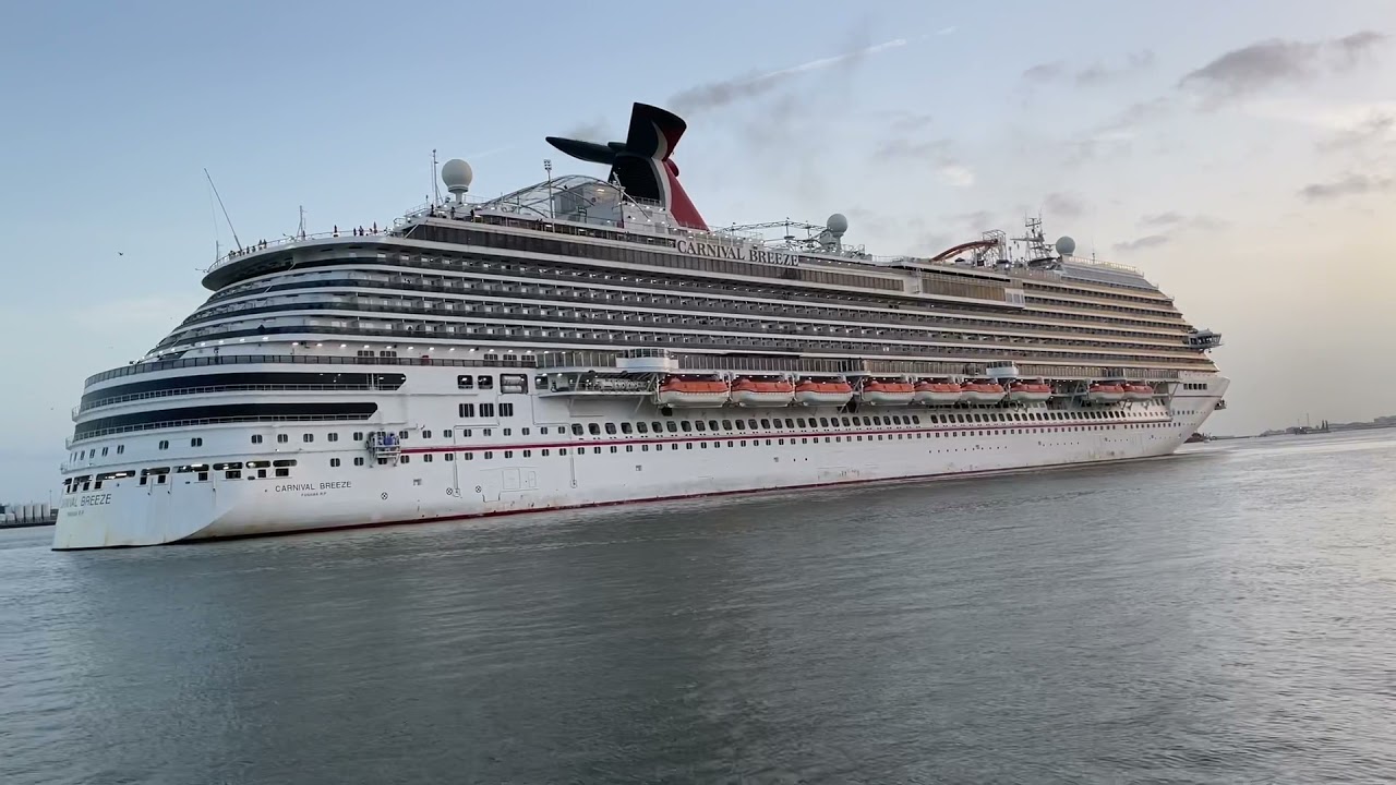 ITS CRUISE DAY! CARNIVAL BREEZE ARRIVES IN GALVESTON TEXAS