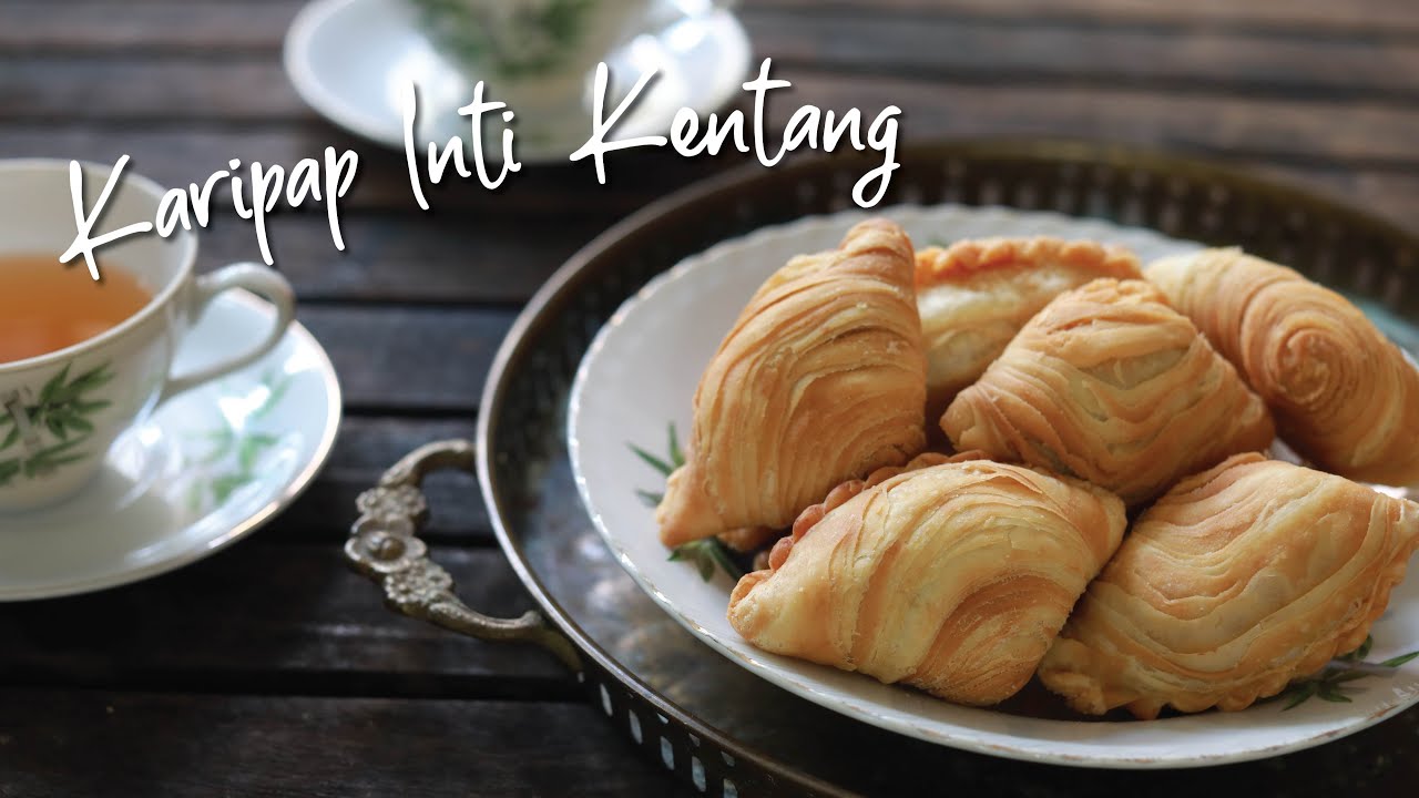 Karipap Pusing yang rangup dengan inti kentang yang sangat sedap!